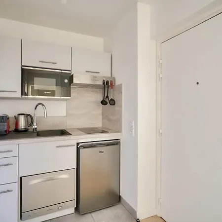 Bel Avec Balcon Paříž