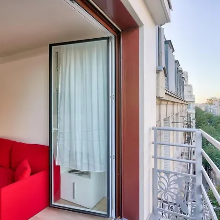 Bel Avec Balcon Paris